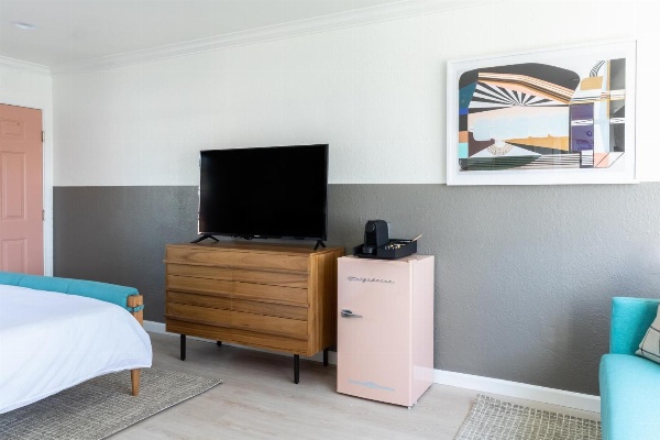 Signature Inn Oakland image 4