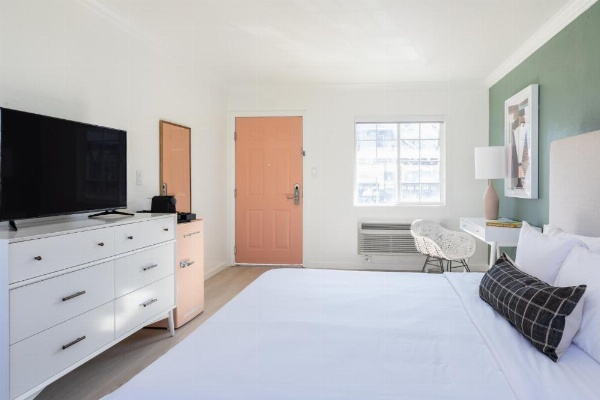 Signature Inn Oakland image 57